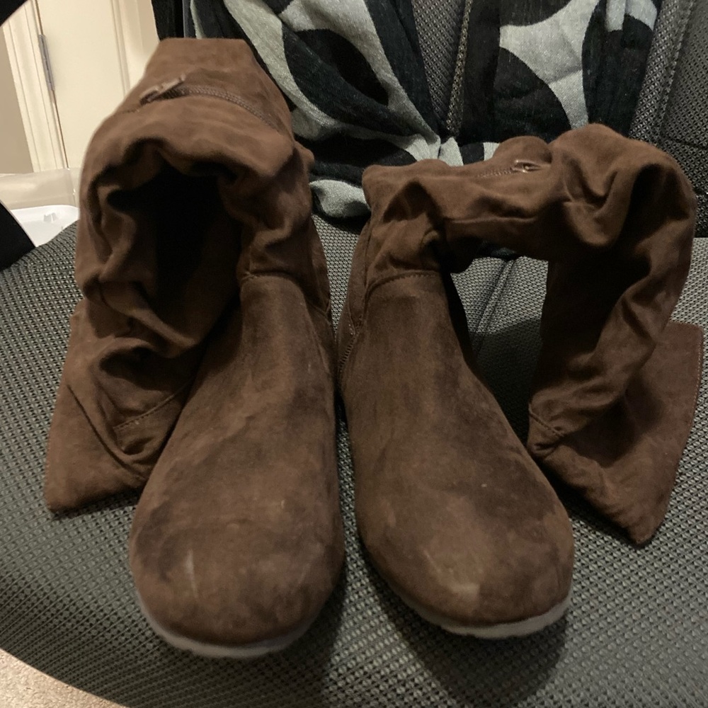Chocolate boots
